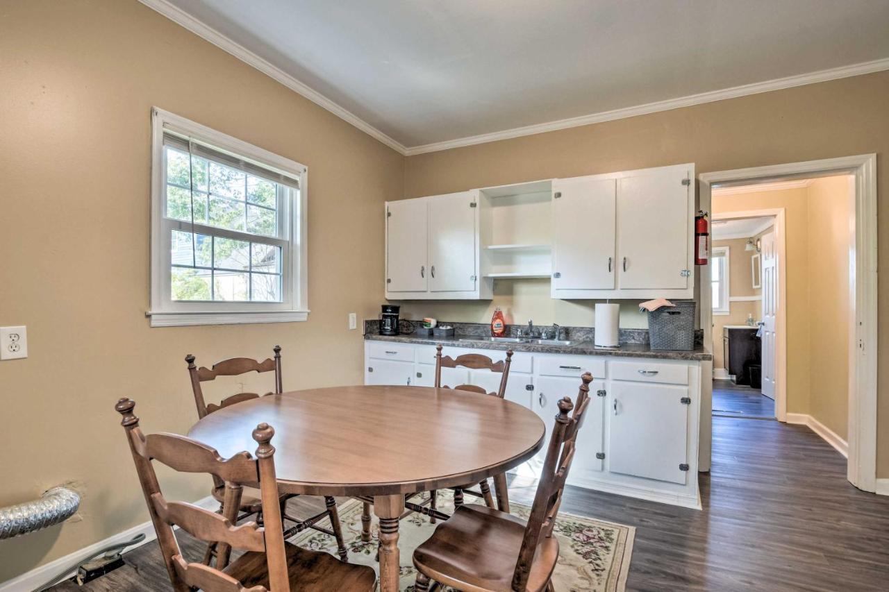 Cozy Greenville Bungalow About 2 Mi To Downtown! Bagian luar foto